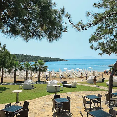 Bodrum Park אתר נופש 4*