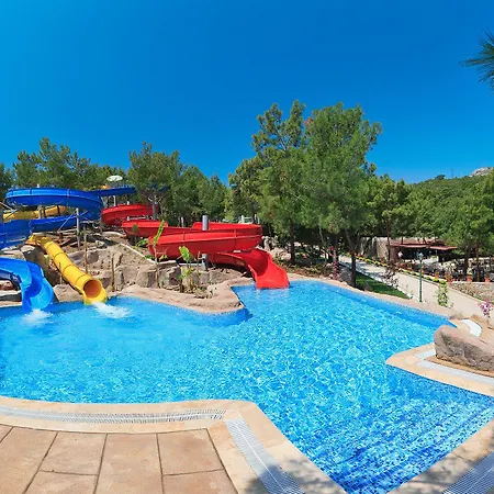 منتجع Bodrum Park يالتْشيفليك